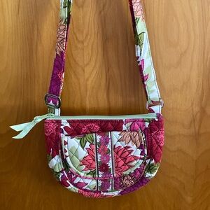 Vera Bradley Cross Body Retired Lizzy in Hello Dahlia